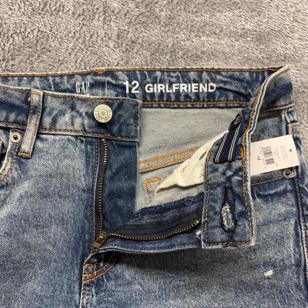 NWT Gap Girlfriend Jeans Kids Size 12 Blue  Distressed Adjustable WaistV